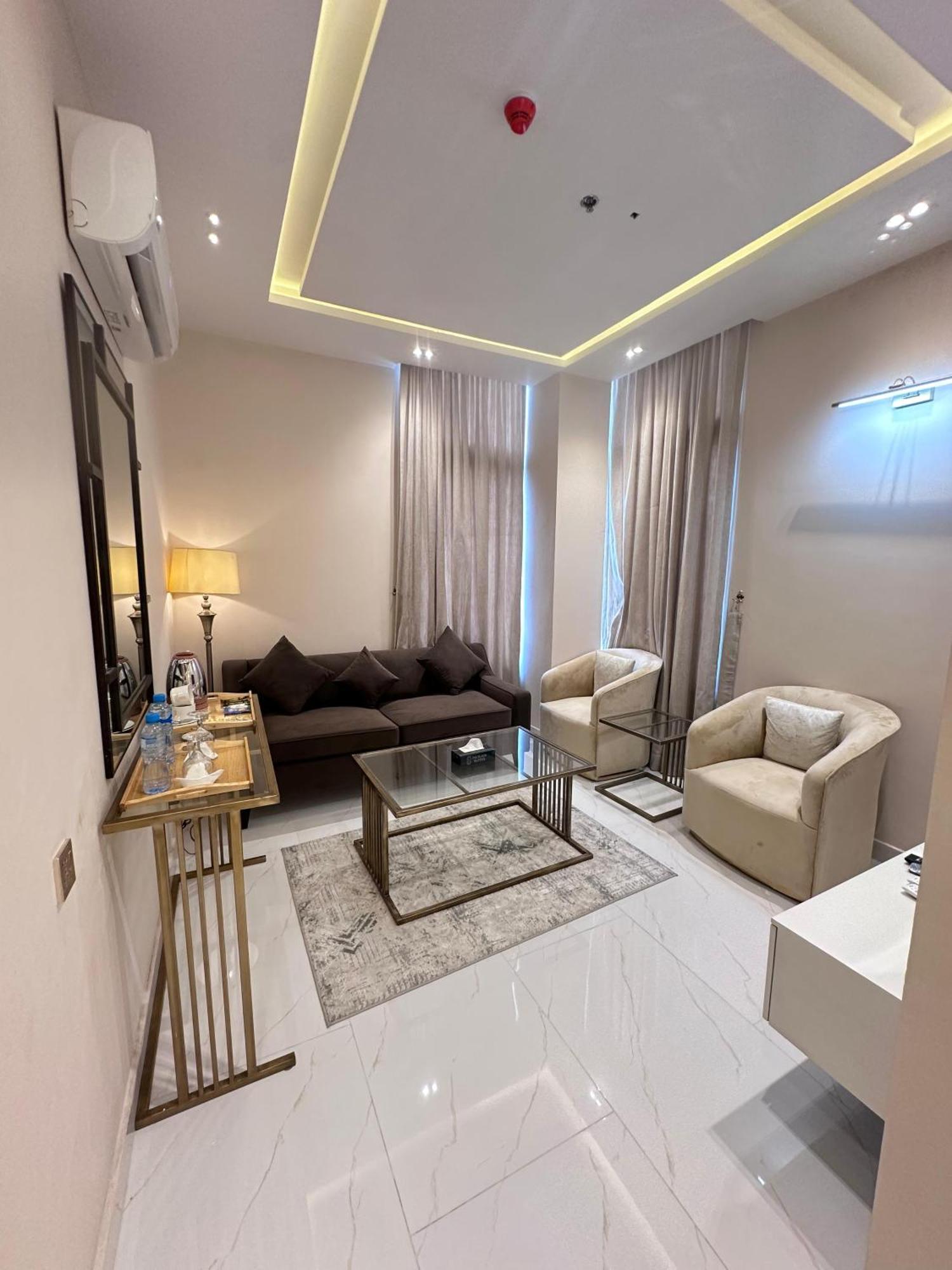 Pavilion Suites - Premium Aparthotel In Bahria Town Rawalpindi Exterior photo