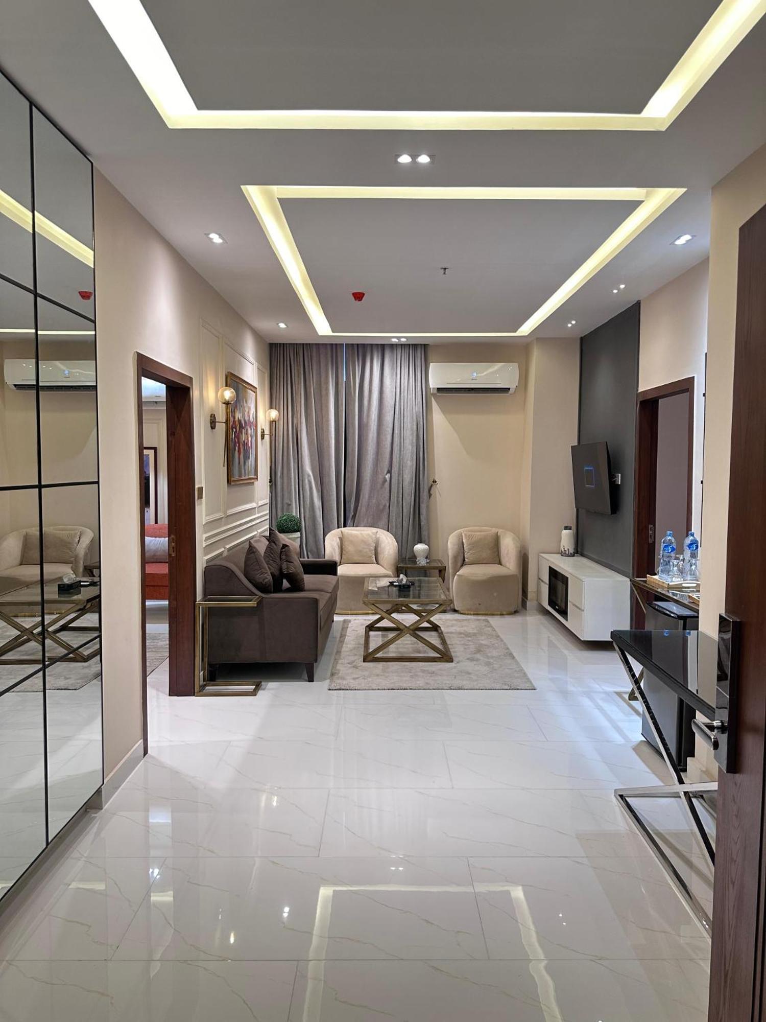 Pavilion Suites - Premium Aparthotel In Bahria Town Rawalpindi Exterior photo