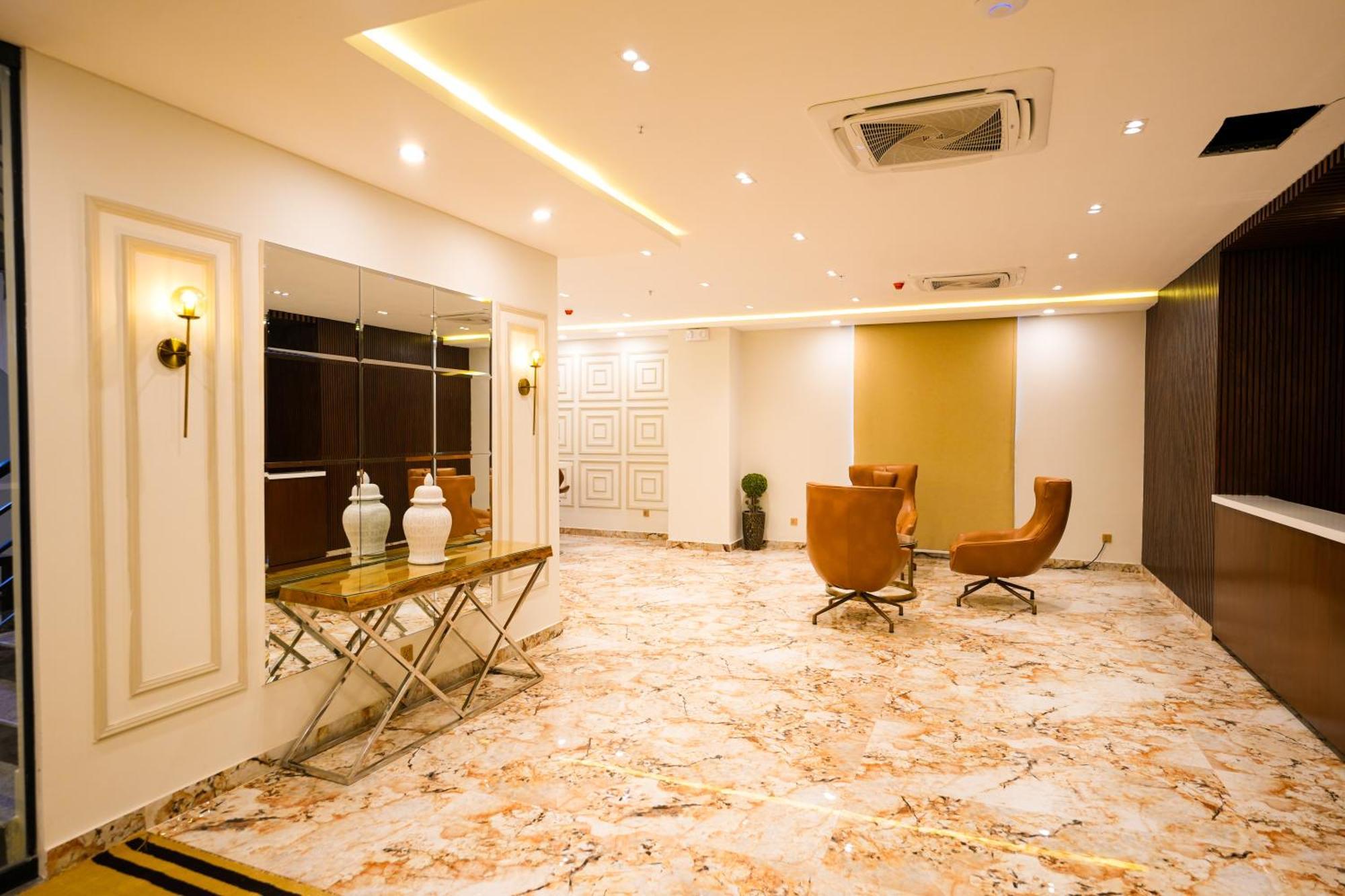 Pavilion Suites - Premium Aparthotel In Bahria Town Rawalpindi Exterior photo