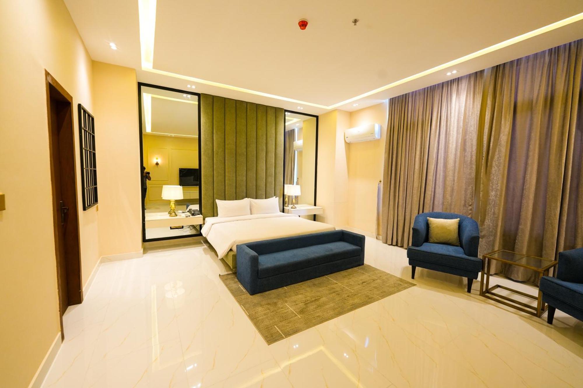 Pavilion Suites - Premium Aparthotel In Bahria Town Rawalpindi Exterior photo